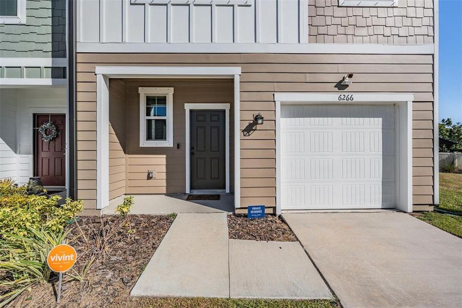 Exterior details and patio area of a home in Dug Creek, Gibsonton (Image 24). Exterior details and patio area of a home in Dug Creek, Gibsonton (Image 24).