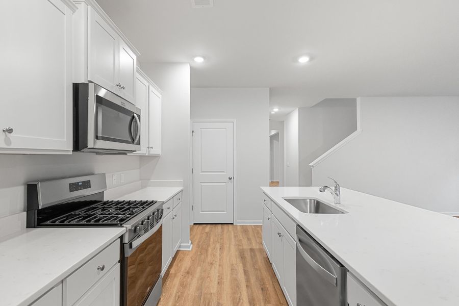 Furnished interior view inside a new home in The Cove at Mallard Crossing, Summerville (Image 3). Furnished interior view inside a new home in The Cove at Mallard Crossing, Summerville (Image 3).