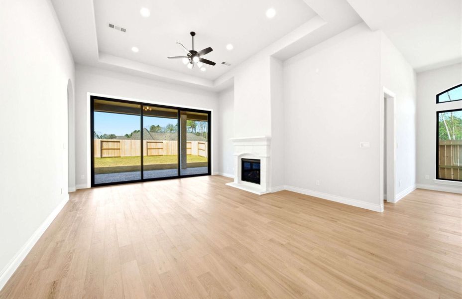 Spacious, unfurnished interior of a new home in The Highlands 55′, Porter (Image 37).