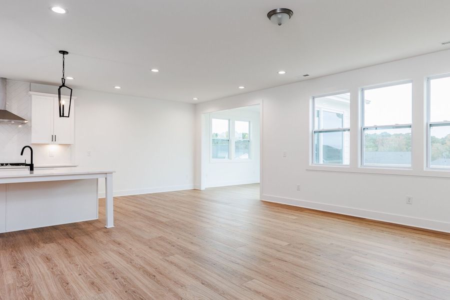 Spacious, unfurnished interior of a new home in High Grove Oaks, Fuquay Varina (Image 19).