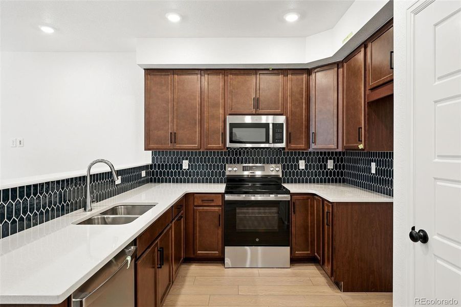 17117 W 91st Lane ~ Ready Now