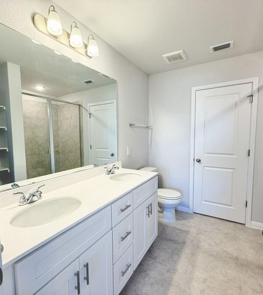 Furnished interior view inside a new home in , Austin (Image 5).