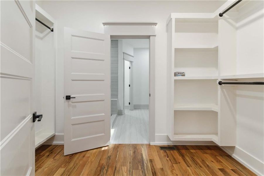 Image 18 of a home in . Image 18 of a home in .