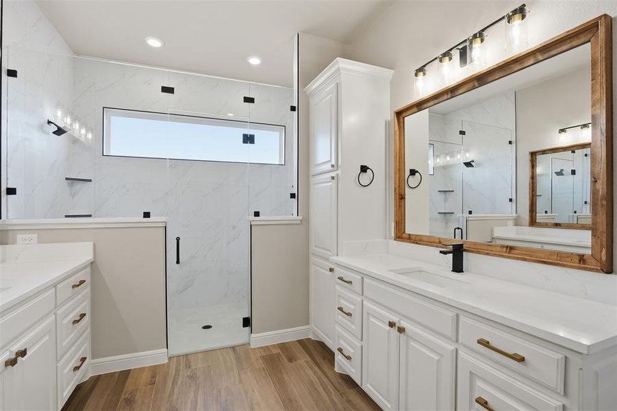 Furnished interior view inside a new home in , Granbury (Image 14). Furnished interior view inside a new home in , Granbury (Image 14).