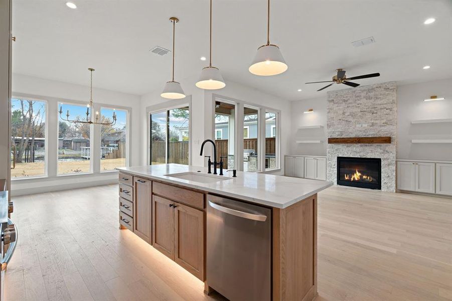 Furnished interior view inside a new home in , Granbury (Image 13).
