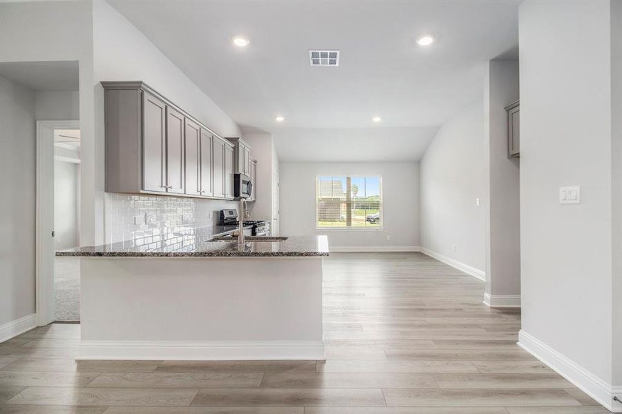 Kitchen and Breakfast Area