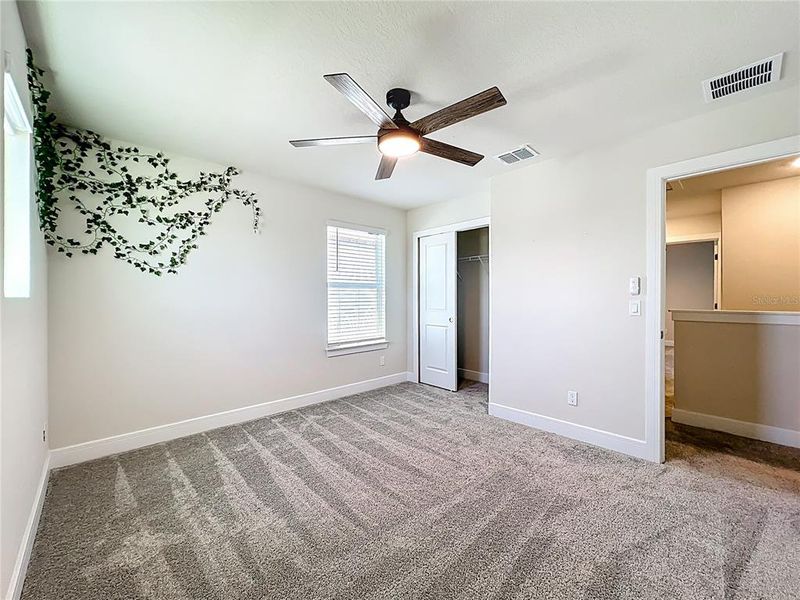 Spacious, unfurnished interior of a new home in Amelia Groves, St. Cloud (Image 27).