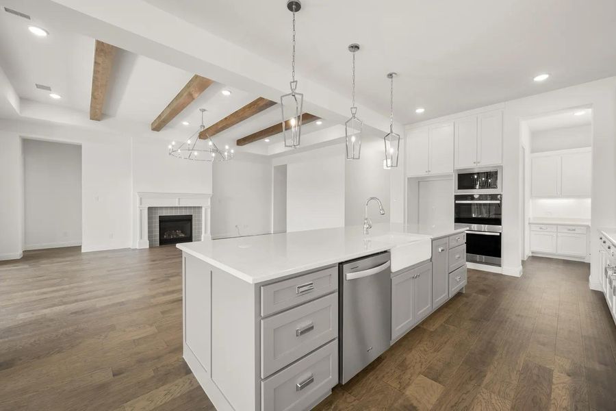 The Lorenzo III Kitchen