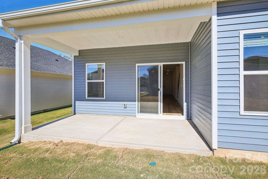 Photo is not of the actual home but is an inspirational photo of builder’s model home and may depict options, furnishings, and/or decorator features that are not included.