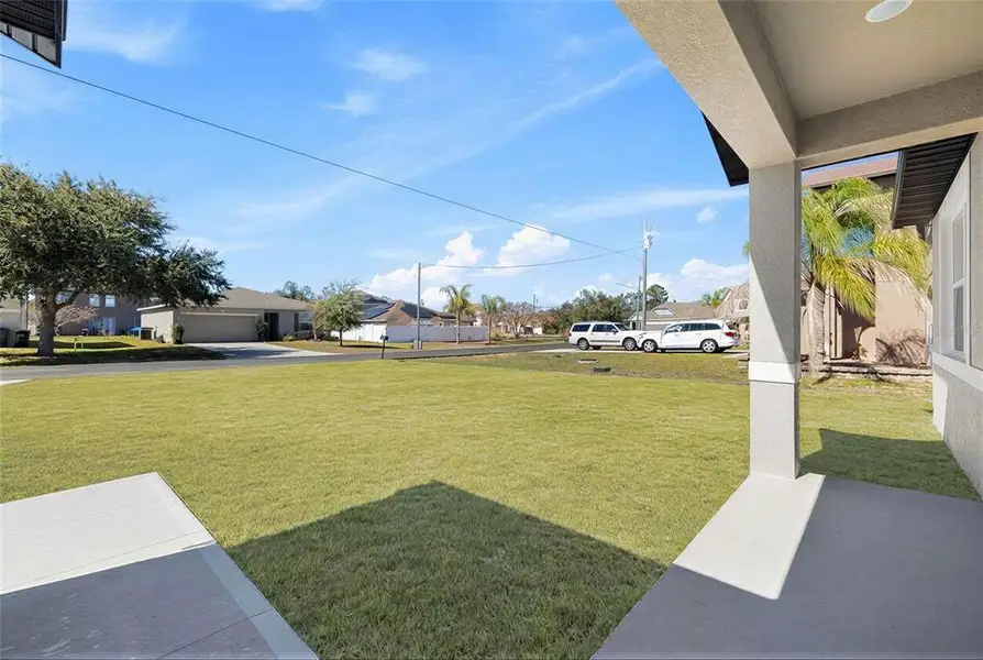 Exterior details and patio area of a home in , Poinciana (Image 3).
