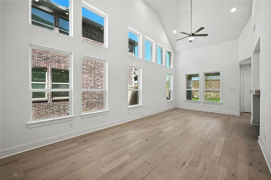 811SunflowerTrailANGECM008 811SunflowerTrailANGECM008