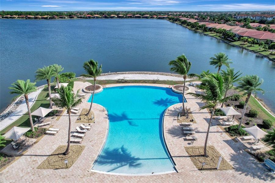 Community amenities in , Nokomis (Image 42).