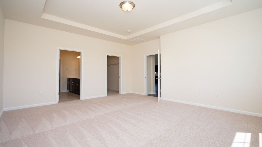 Representative unfurnished interior of a home built from the EATON by D.R. Horton in Waterbridge, Myrtle Beach (Image 35).