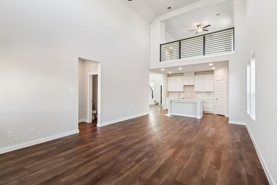 Spacious, unfurnished interior of a new home in Bluestem, Brookshire (Image 13).