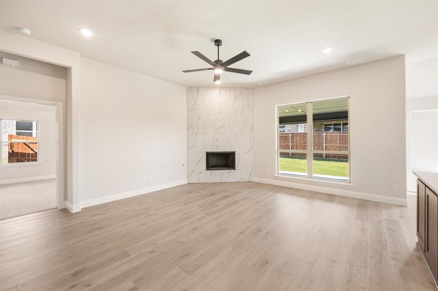 Spacious, unfurnished interior of a new home in Sunset Ridge, Alvarado (Image 21). Spacious, unfurnished interior of a new home in Sunset Ridge, Alvarado (Image 21).