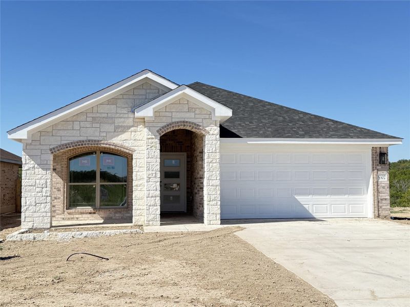 Exterior details and patio area of a home in , Belton (Image 13).