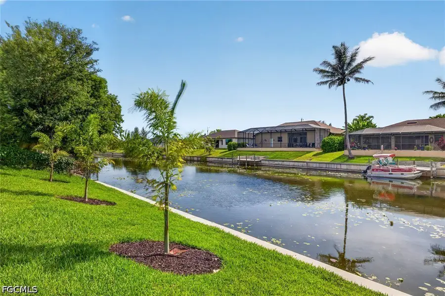 Image 37 of a home in Cape Coral. Image 37 of a home in Cape Coral.