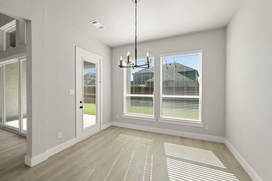 2210 Pelican- Dining 2210 Pelican- Dining