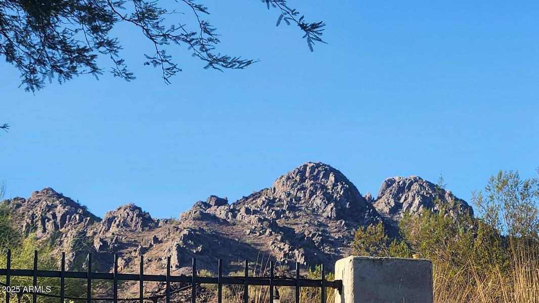 Sunrise on Piestewa Peak view