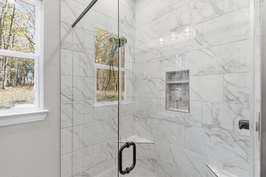 Representative interior finishes for a home built from the Canyon Plan by Zeal Home Builders in Sunrise Point, Weatherford (Image 17).