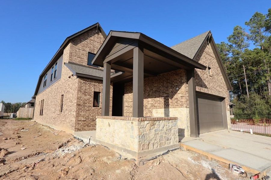 Welcome to The Galveston by David Weekley Homes. **HOME ESTIMATED TO BE COMPLETE FEBRUARY 2026**