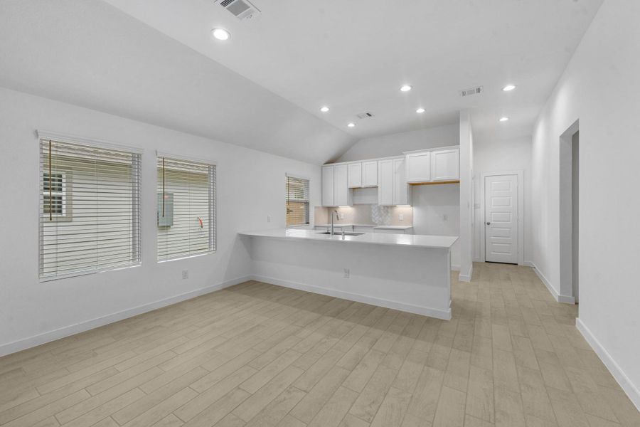 Image 22 of a home in Cypresswood Landing.