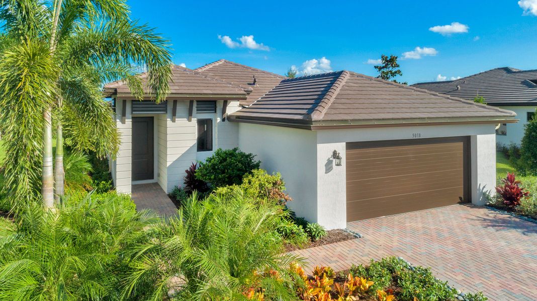 Representative exterior details of a home built from the Birch by CC Homes in Maple Ridge, Ave Maria (Image 3).