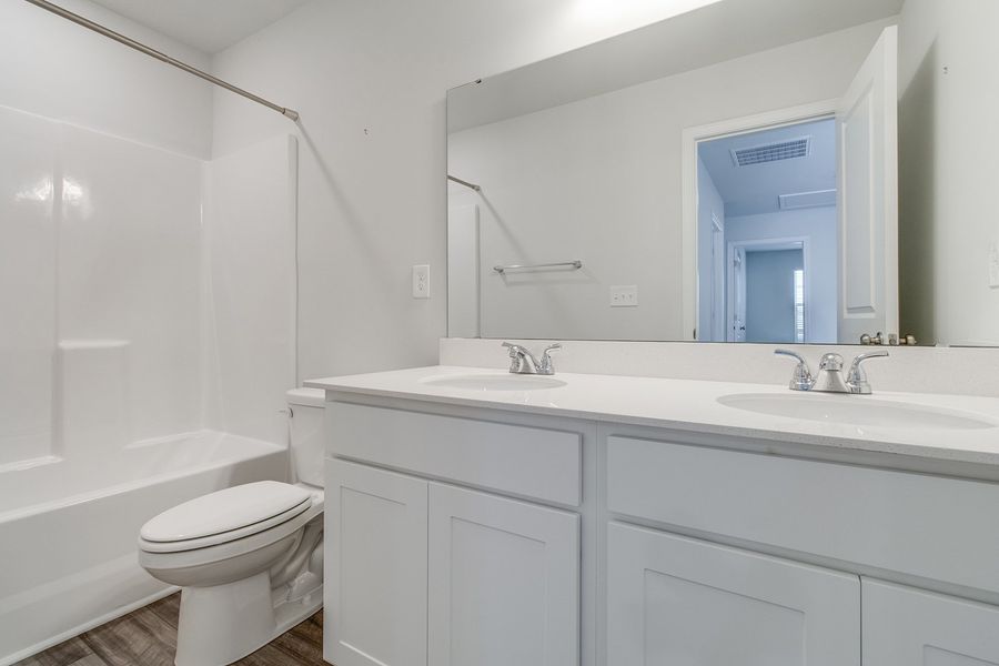 Furnished interior view inside a new home in Bluefield, Lexington (Image 8).