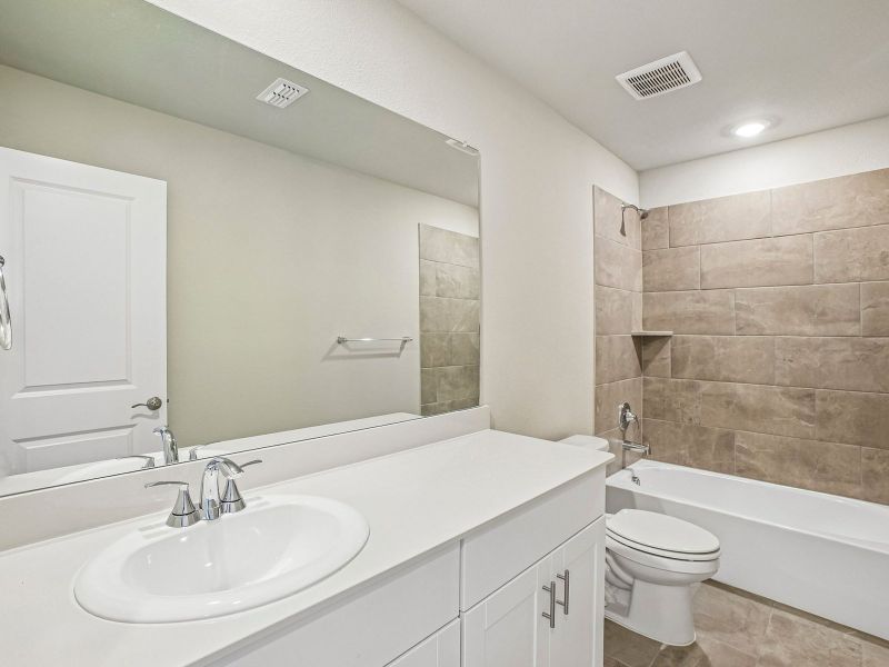 Furnished interior view inside a new home in Eastridge - Signature Series, McKinney (Image 10).