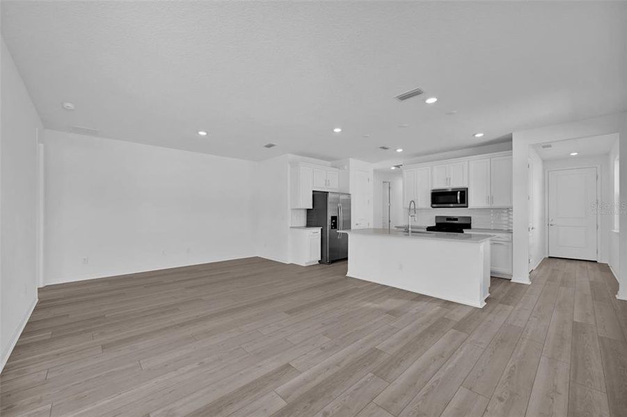 Spacious, unfurnished interior of a new home in Seminole Palms, Palm Coast (Image 15). Spacious, unfurnished interior of a new home in Seminole Palms, Palm Coast (Image 15).