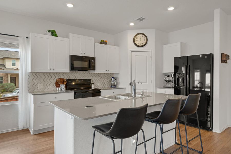 Furnished interior view inside a new home in Thunder Rock, Marble Falls (Image 12).