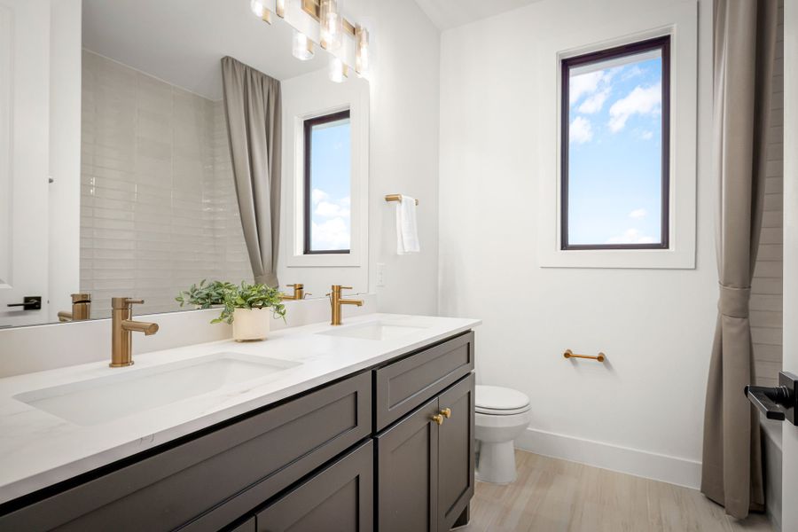 Representative furnished interior of a home built from the Gillett by Pulte Homes in Kuempel Farms, Pflugerville (Image 10).