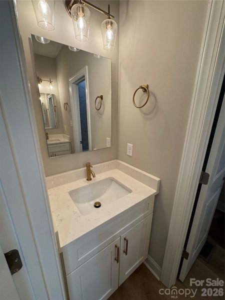 Image 16 of a home in .