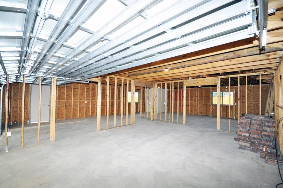 Front area of garage will fit 3 vehicles Front area of garage will fit 3 vehicles