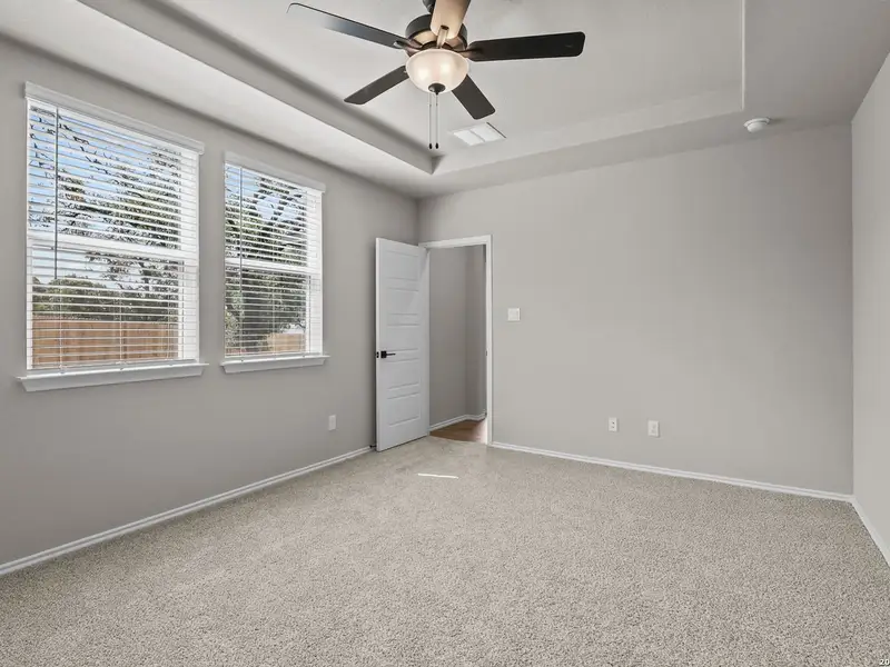 Spacious, unfurnished interior of a new home in Bricewood, San Antonio (Image 32).