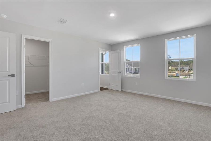 Spacious, unfurnished interior of a new home in Summertree, Stone Mountain (Image 31).