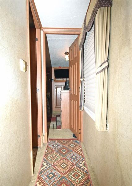 Exterior details and patio area of a home in , Yantis (Image 13).