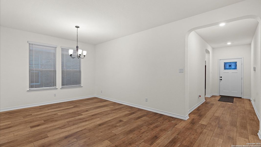 Spacious, unfurnished interior of a new home in Canyon Crest, San Antonio (Image 22). Spacious, unfurnished interior of a new home in Canyon Crest, San Antonio (Image 22).
