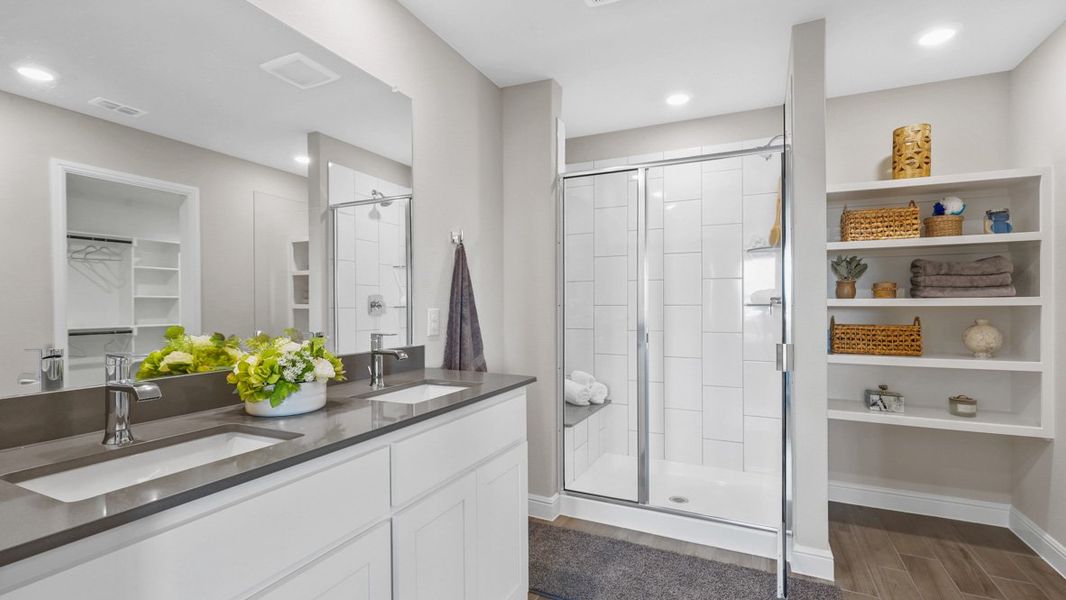 Furnished interior view inside a new home in Sandstone Estates, Granbury (Image 21). Furnished interior view inside a new home in Sandstone Estates, Granbury (Image 21).