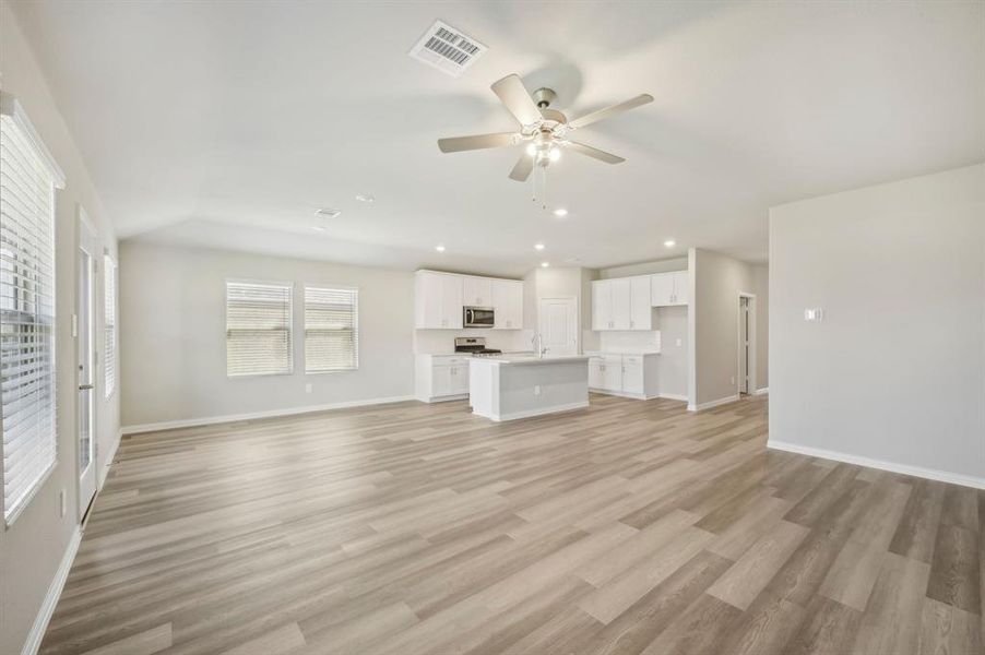 Photo is not of the actual home, but is an inspirational photo of builder’s model home and may depict options, furnishings, and/or decorator features that are not included.