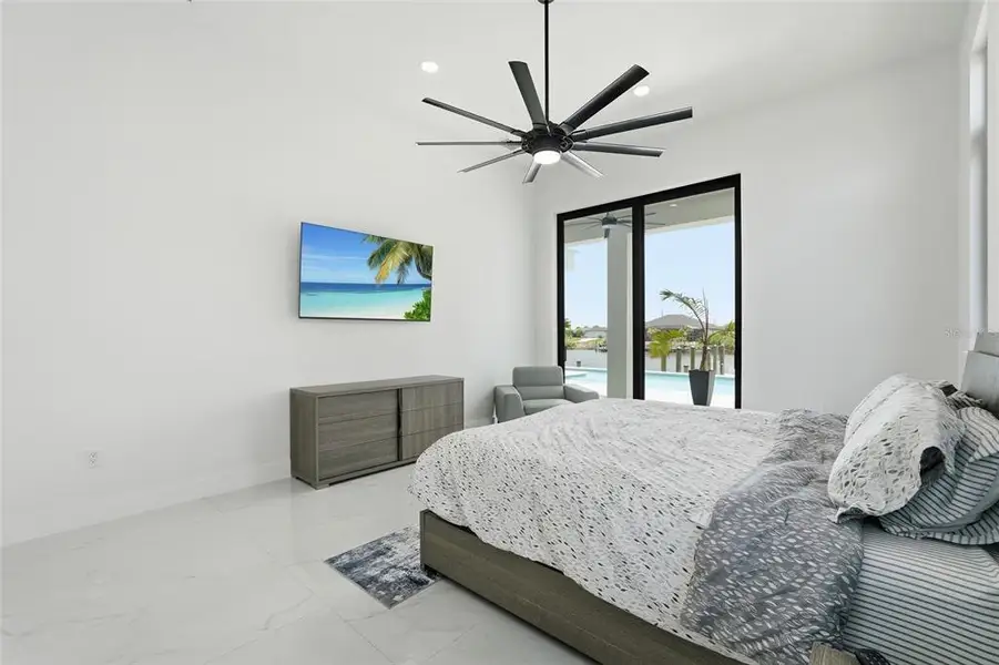 Furnished interior view inside a new home in , Cape Coral (Image 11).