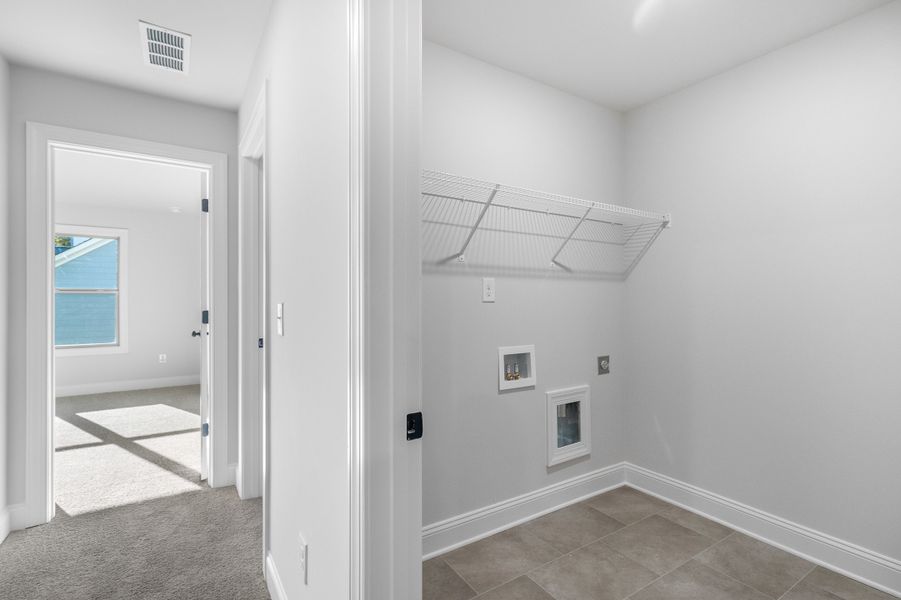 Spacious, unfurnished interior of a new home in Ridge Pointe, Athens (Image 20).