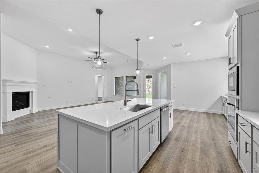 1717 Grackle Drive ~ Ready Now 1717 Grackle Drive ~ Ready Now