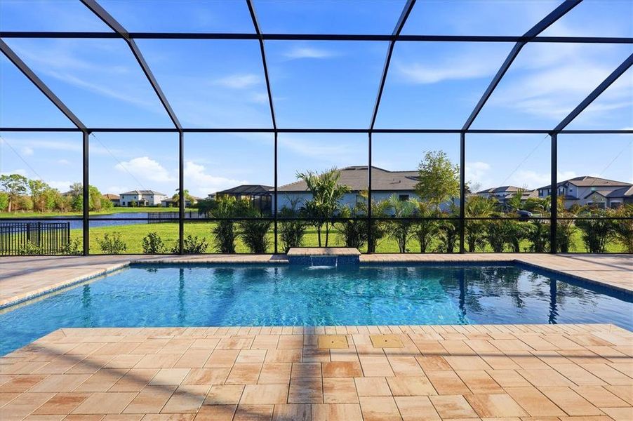 Exterior details and patio area of a home in , Bradenton (Image 25).