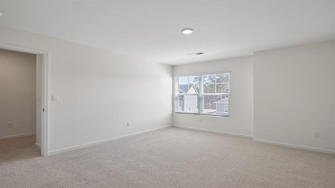 Spacious, unfurnished interior of a new home in Champion's Run, Lithonia (Image 14).