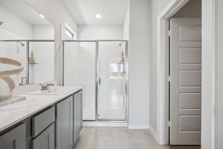 Primary Bathroom in the Winters home plan by Trophy Signature Homes – REPRESENTATIVE PHOTO Primary Bathroom in the Winters home plan by Trophy Signature Homes – REPRESENTATIVE PHOTO