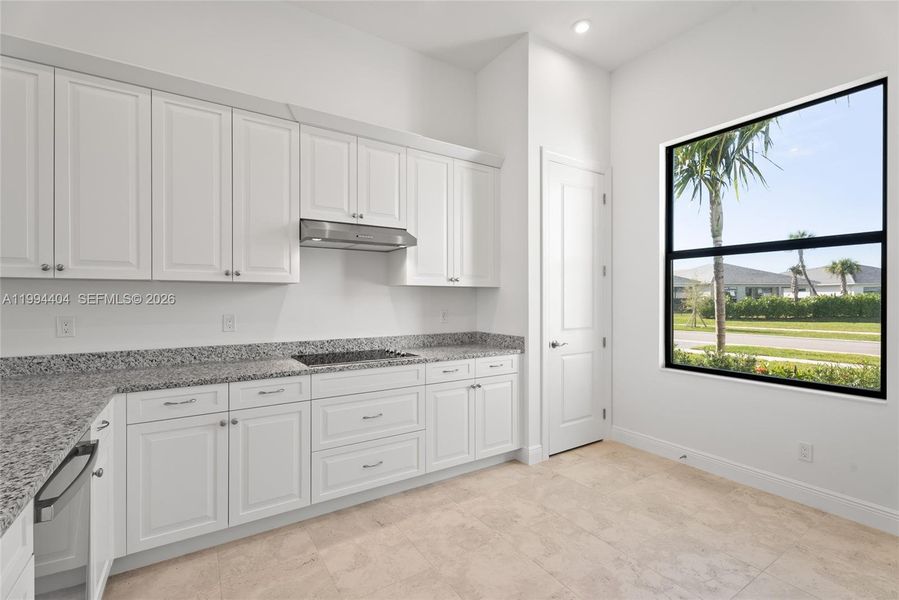 Furnished interior view inside a new home in , Port St. Lucie (Image 7).