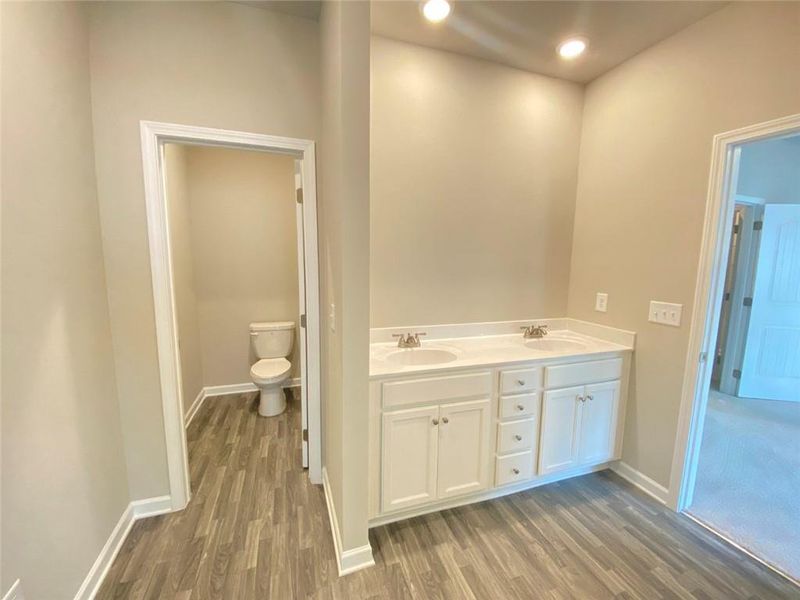 Furnished interior view inside a new home in Ross Pointe, Kennesaw (Image 5).