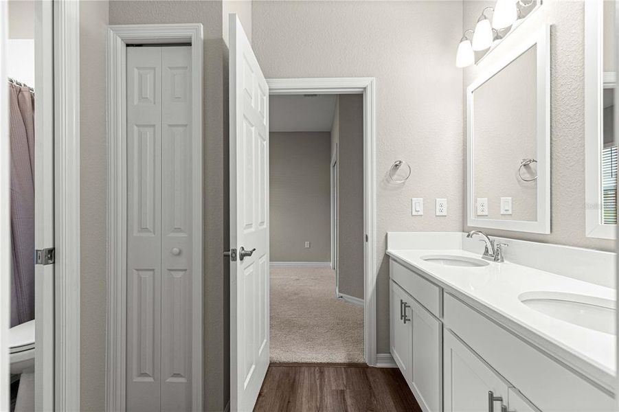Furnished interior view inside a new home in , Ocala (Image 8).