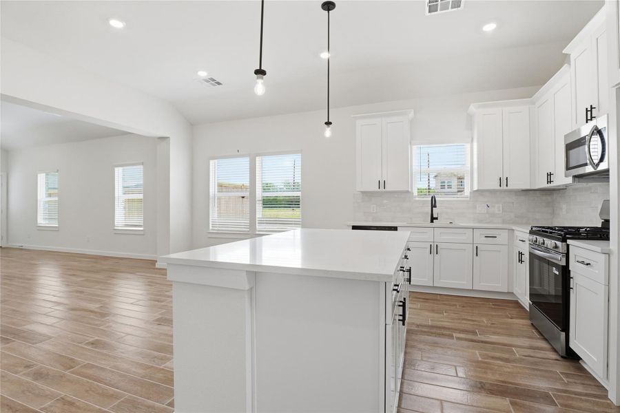 Furnished interior view inside a new home in Foxtail Palms, Manvel (Image 14).